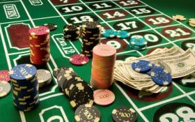 h777 Slot Game Studios & Feature Rooms